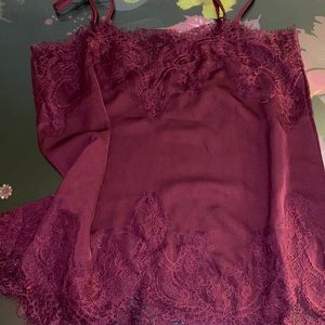 Lace burgundy tank top